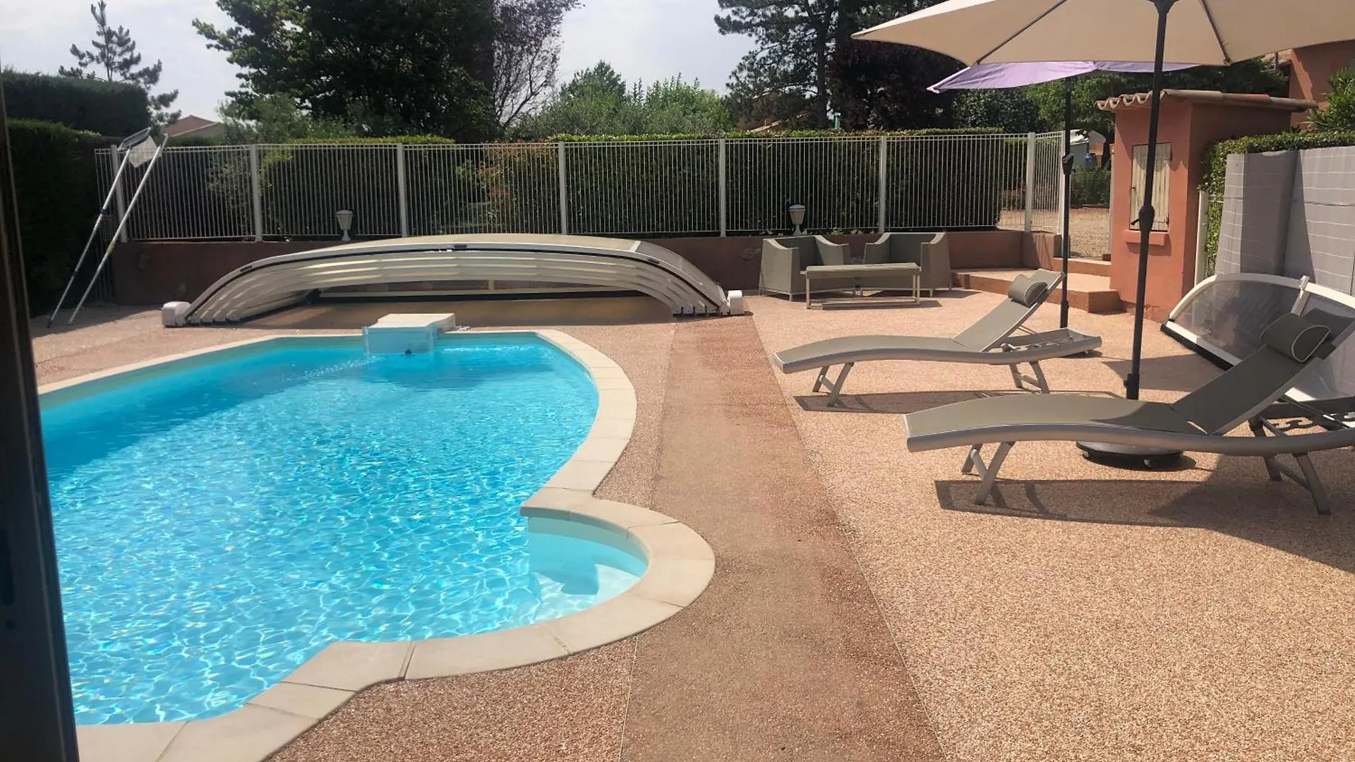 Villa Avec Piscine Roussillon en Isere France